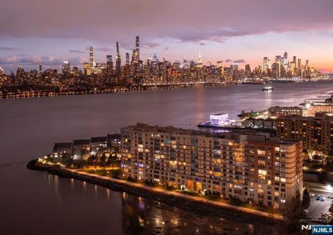 Photo of 8100 River Rd #1007, North Bergen, NJ 07047 (MLS # 26006664)