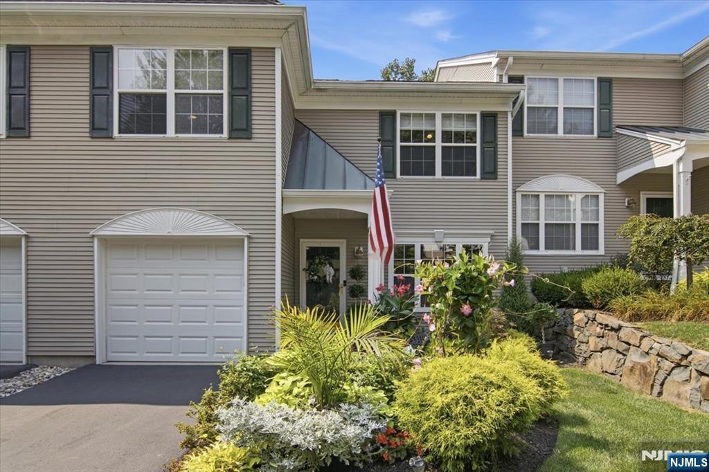 153 Rock Road