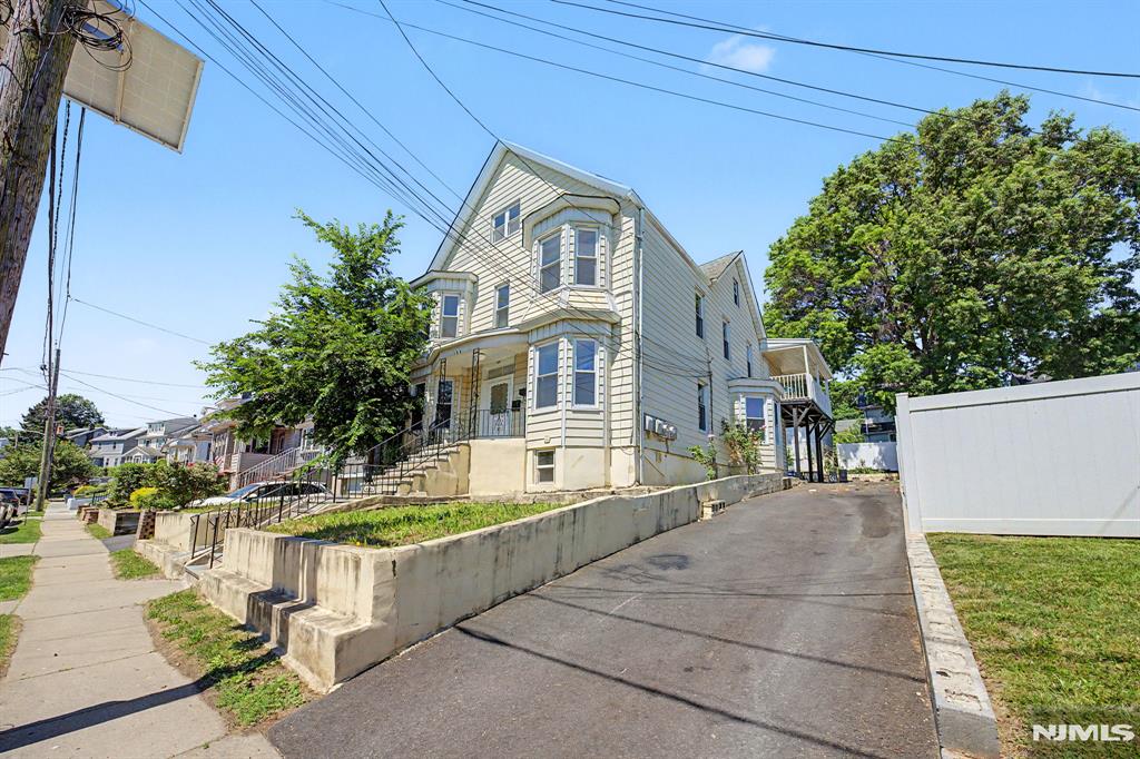 133 Mount Prospect Avenue