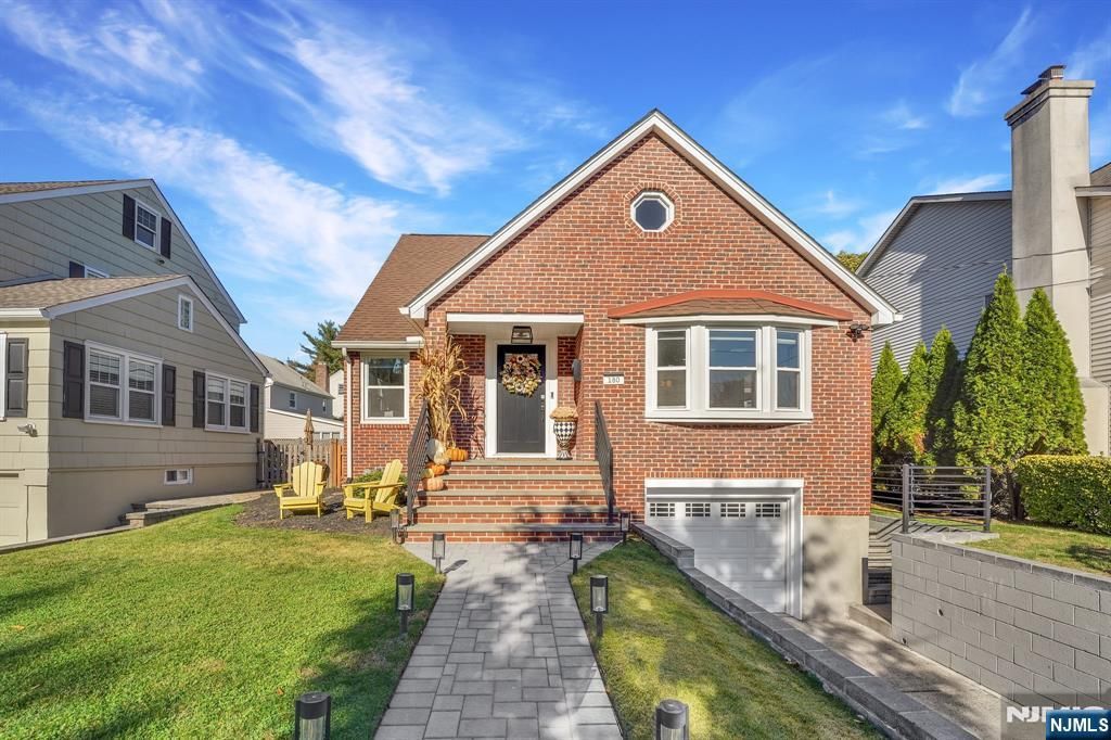 Photo of 180 Highfield Lane, Nutley, NJ 07110 (MLS # 26003727)