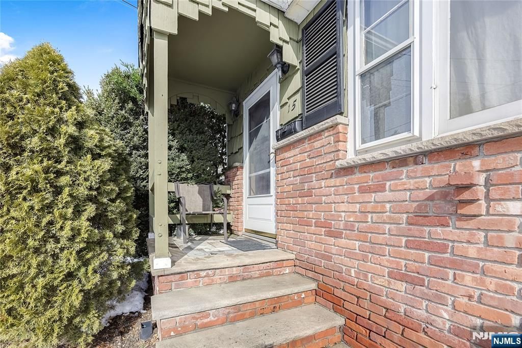 Photo of 15 Garden Street, Bergenfield, NJ 07621 (MLS # 26006388)