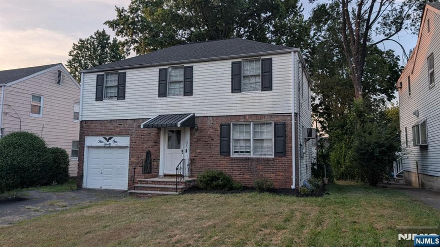 This Side Hall Colonial rental features a large living room, formal dining room, and modern kitchen with access to the spacious backyard. Second floor includes a primary bedroom with a walk-in closet, two additional bedrooms, and a full bathroom. Basement has a rec room, laundry room, powder room, utility room, and plenty of storage. Attached garage offers more storgae space. Close to houses of worship, schools, and public transportation. Newly stained floors on first and second floors.