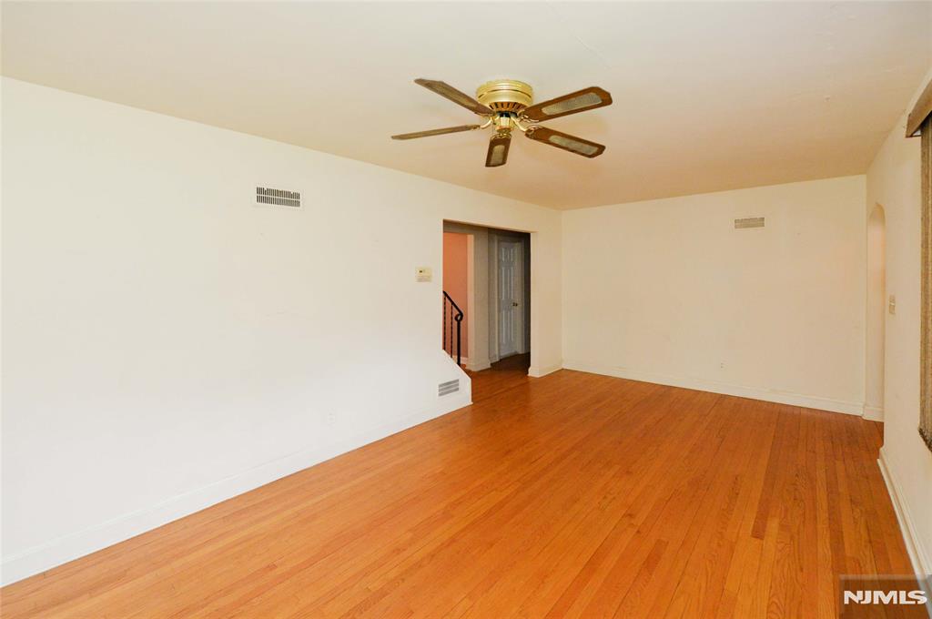 0-54 W Amsterdam Avenue