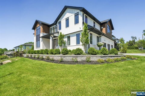 Photo of 316 Bolz Street, Englewood Cliffs, NJ 07632 (MLS # 25039687)