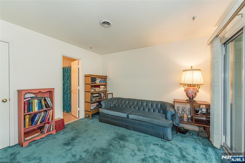 20 Collura Lane K087