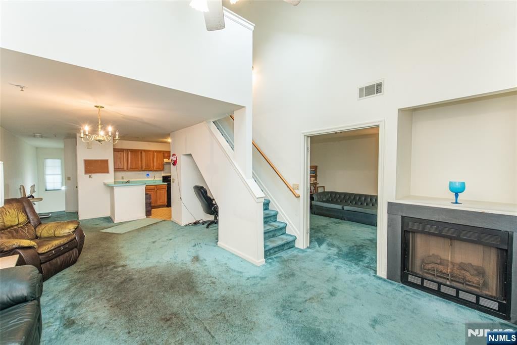 20 Collura Lane K087