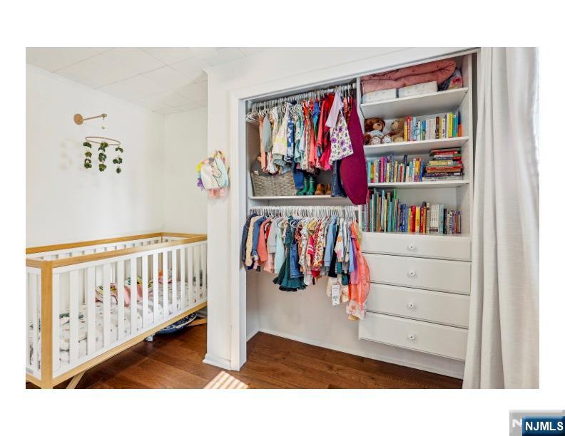 Mount Arlington Boro, New Jersey 07856, United States, 2 Bedrooms Bedrooms, ,1 BathroomBathrooms,Residential,Pending,93109