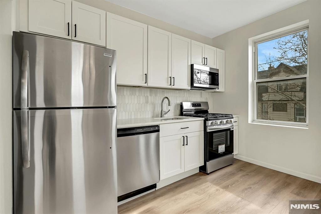 7505 Palisade Avenue 201