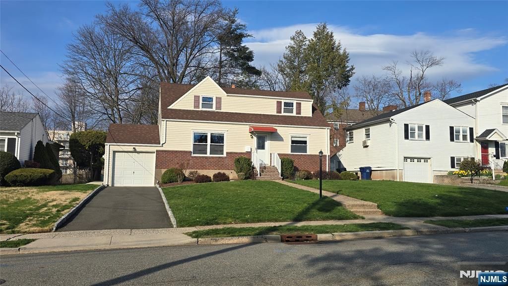 Photo of 446 Maple Hill Drive, Hackensack, NJ 07601 (MLS # 26013235)