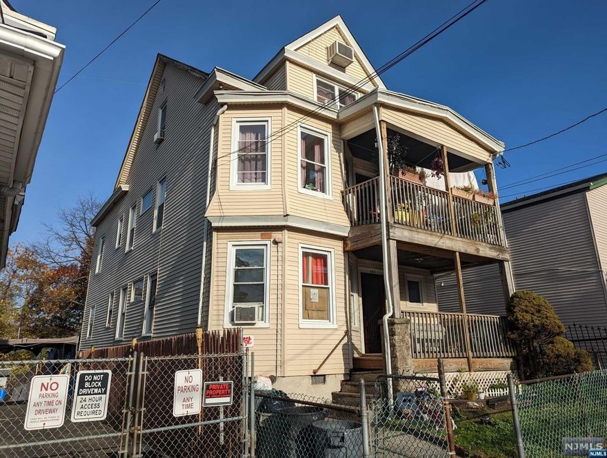 Great investment opportunity, contact your agent today to schedule a showing.