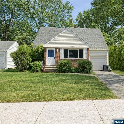 Photo of 841 Prince Street, Teaneck, NJ 07666 (MLS # 26009900)