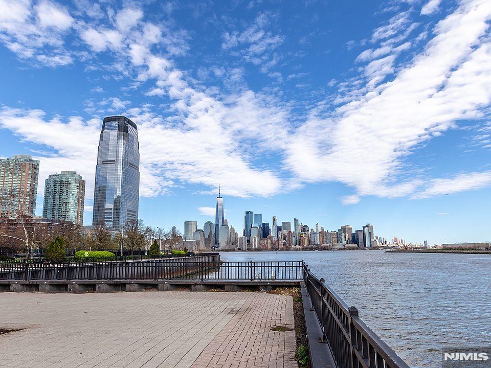 15 Warren Street 414