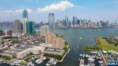 Photo of 15 Warren Street #414, Jersey City, NJ 07302 (MLS # 26018349)