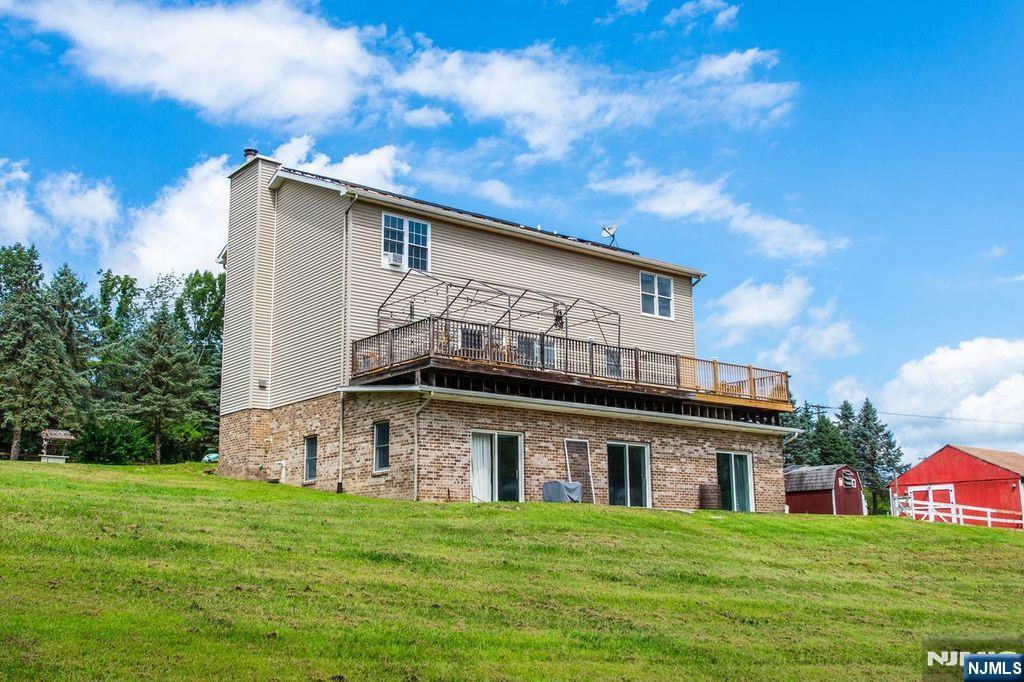 1754 County Rd 565