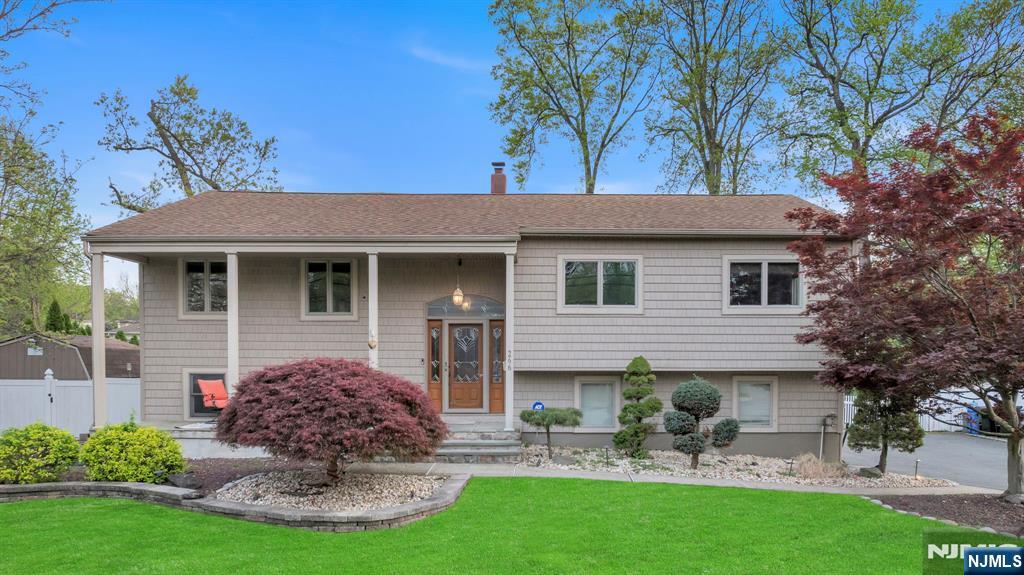 Property for Sale at 266 Seton Hall Drive, Paramus, New Jersey - Bedrooms: 4 
Bathrooms: 3 
Rooms: 8  - $850,000