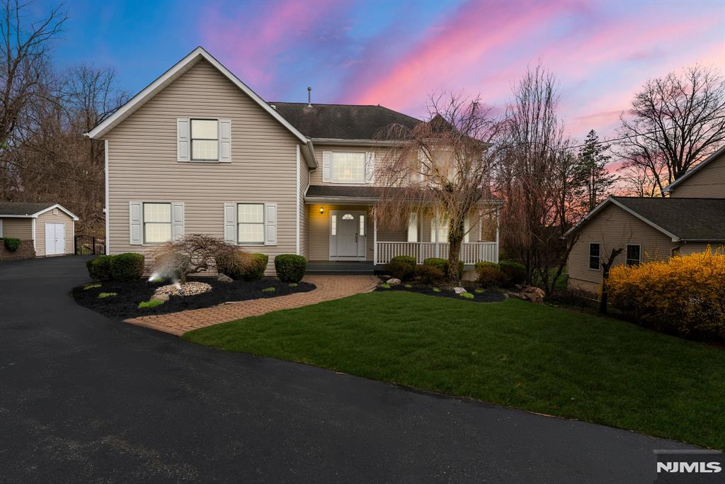3 Armstrong Avenue