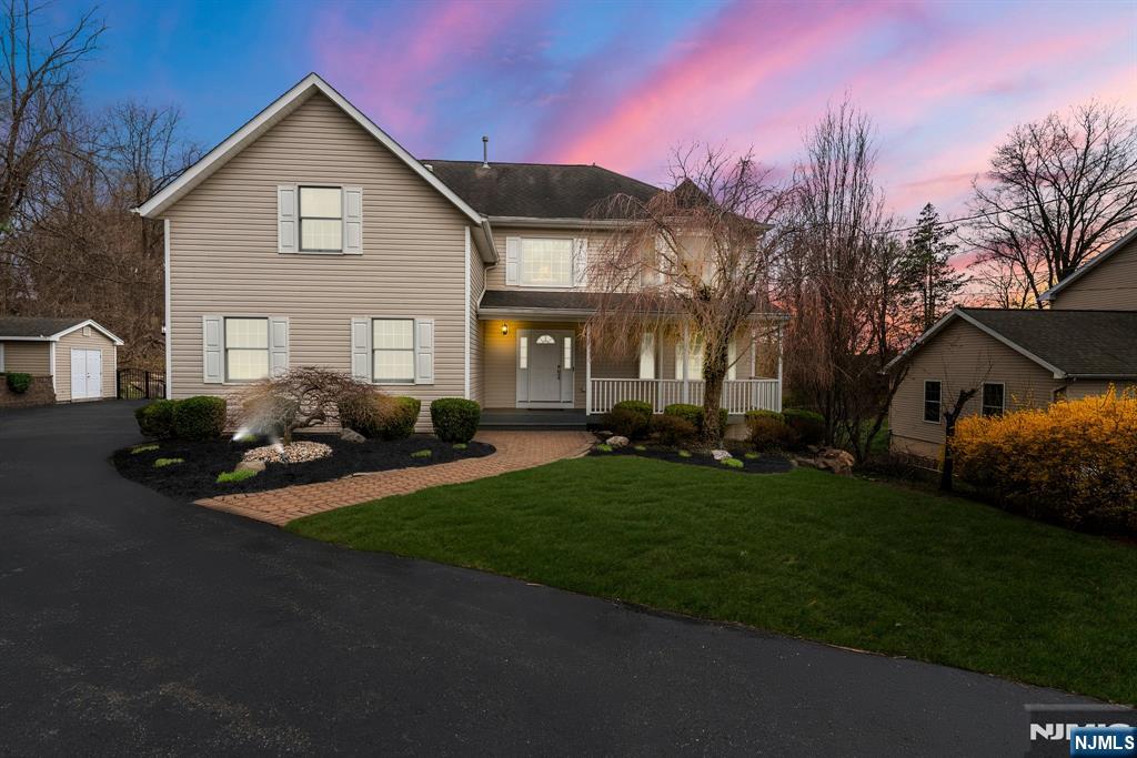 3 Armstrong Avenue