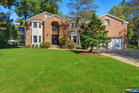 109 Stonehurst Drive Tenafly NJ 07670