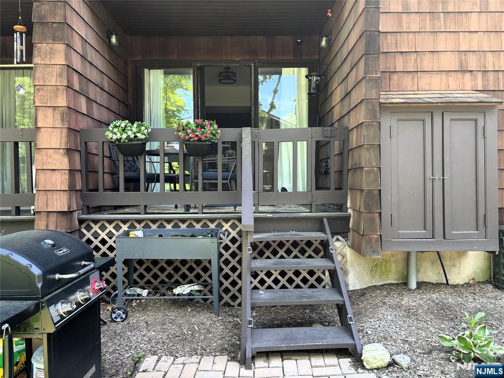 Hackettstown, New Jersey 07840, United States, 1 Bedroom Bedrooms, ,1 BathroomBathrooms,Residential,Active,136578