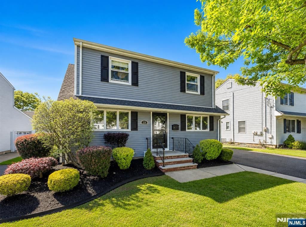Photo of 739 Lincoln Avenue, Maywood, NJ 07607 (MLS # 26017852)