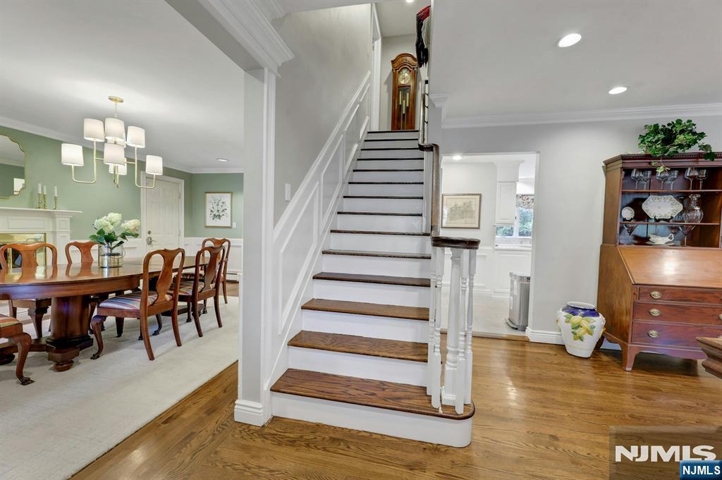 Homes for Sale in Northern NJ | ThisIsRiverEdge.com 14 Longridge Road