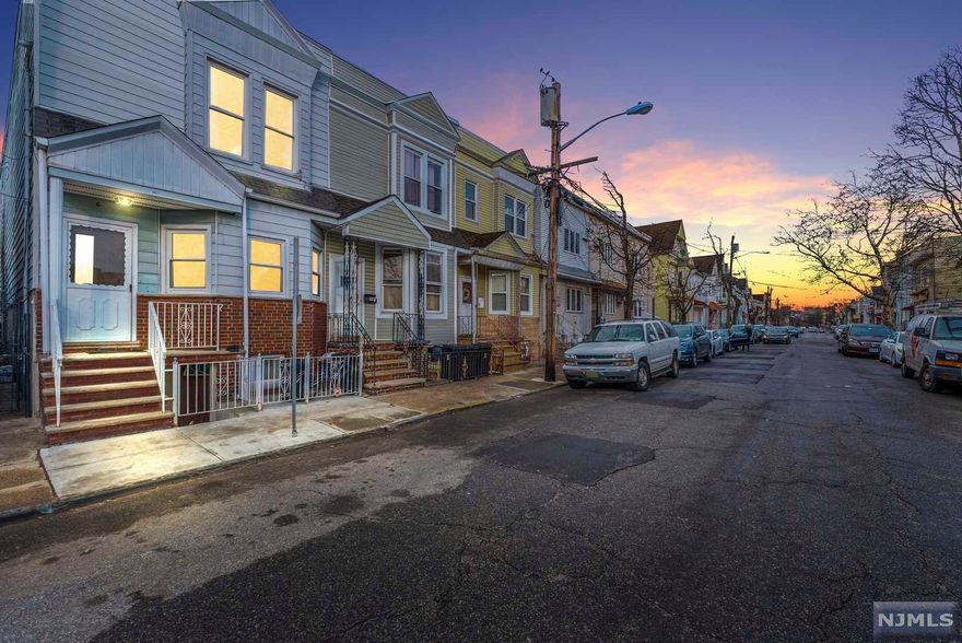 Welcome to this recently renovated 2 family home in the heart of the iron bound. Each unit features 2 bedrooms 1 bathroom, hard floors throughout, central heat and AC for both units, separate heat, gas and electricity, finished basement with a full bath and much more. Total rent roll is $3,700.