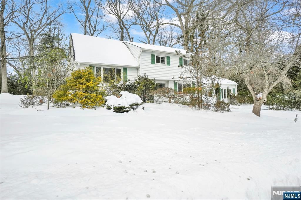 Photo of 645 Wildwood Road, Northvale, NJ 07647 (MLS # 26003492)