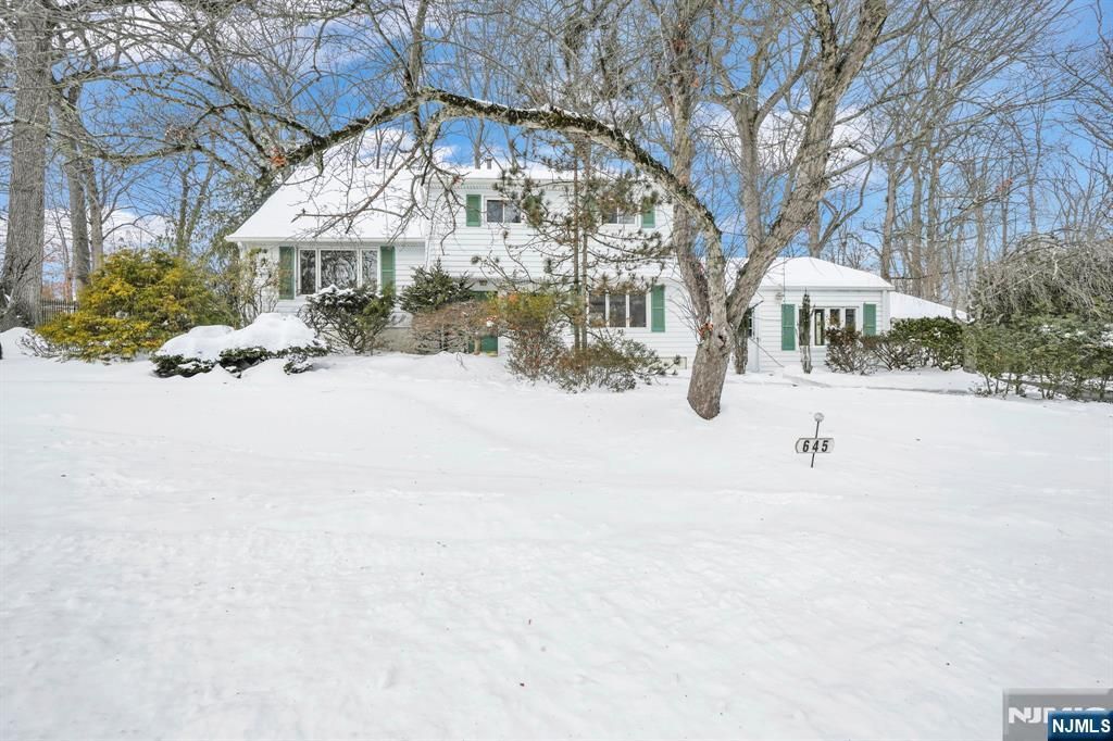 Photo of 645 Wildwood Road, Northvale, NJ 07647 (MLS # 26003492)