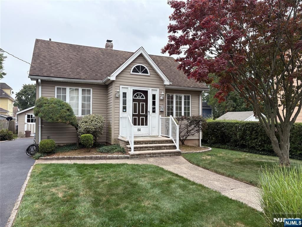 Photo of 64 Madison Avenue, Bergenfield, NJ 07621 (MLS # 25030995)