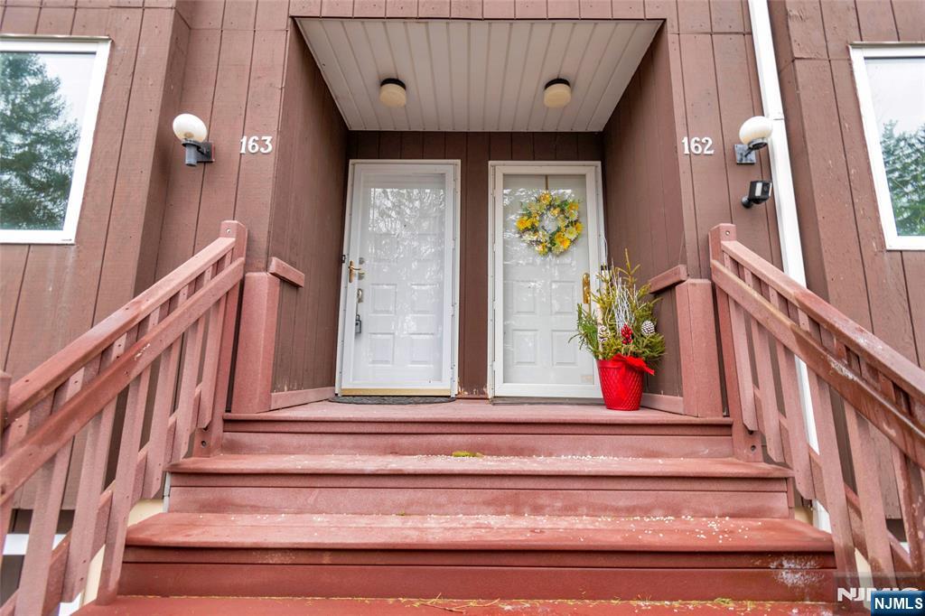 163 Marion