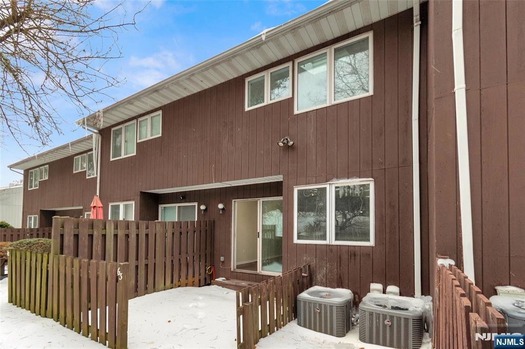 163 Marion