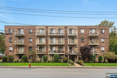 245 Anderson Street 3A Hackensack NJ 07601