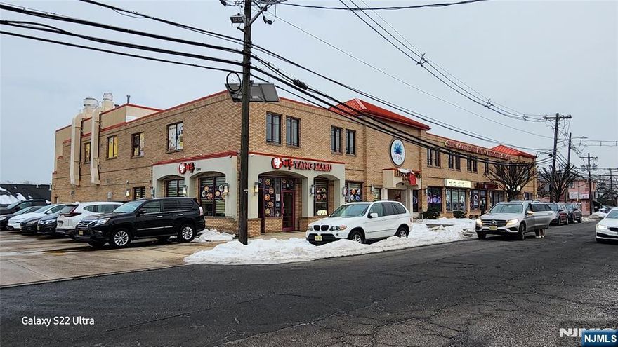 "Medical Office" Space for Lease â€“ Prime In-Town Location, Permitted for medical office use, this second-floor space is located in a well-maintained mixed-use building in a highly convenient in-town location. An excellent opportunity to establish or relocate your medical practice. Available Spaces: 2,290 SF, 1,608 SF, 1,398 SF, 1,179 SF, Total Available: 6,476 SF, Lease Rate: $19.00 per SF (Base Rent) + $8.00 per SF (CAM Charges), Utilities: Tenant responsibility, Property Features: 98 on-site parking spaces, Landlord provides finished flooring, ceiling, and basic lighting, Tenant responsible for interior build-out to suit business needs (at tenantâ€™s expense), Lease Terms: 5 + 5 + 5 year options available.
