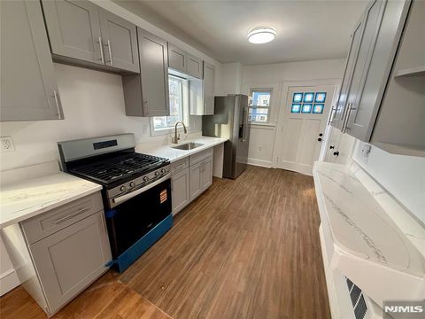 Photo of 131 W Ramapo Ave, Mahwah, NJ 07430 (MLS # 25043538)