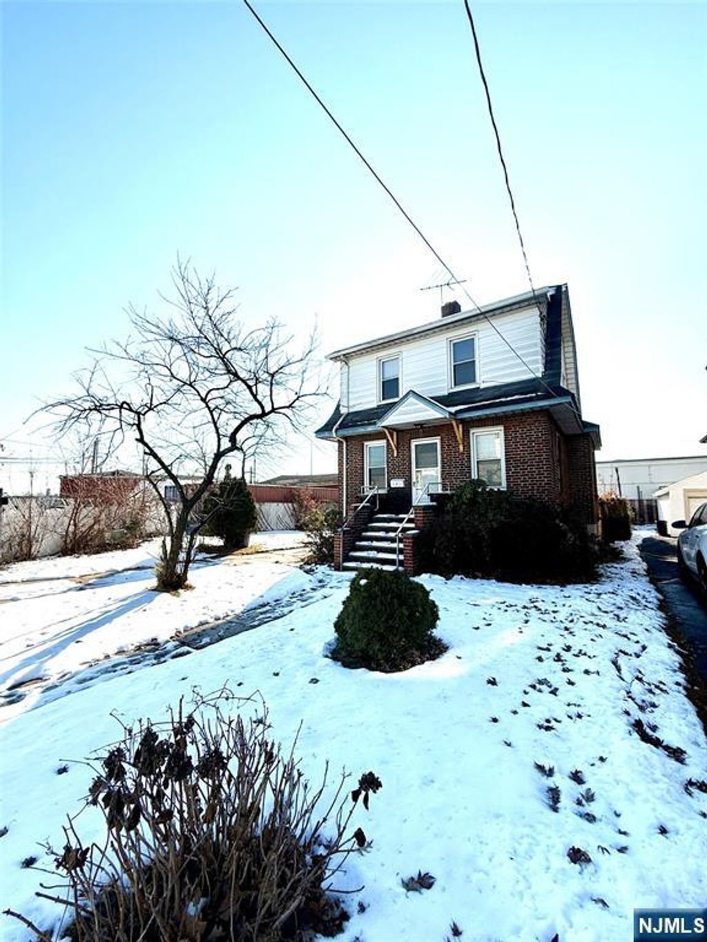 Photo of 1 Woodland Avenue, Little Ferry, NJ 07643 (MLS # 25041532)