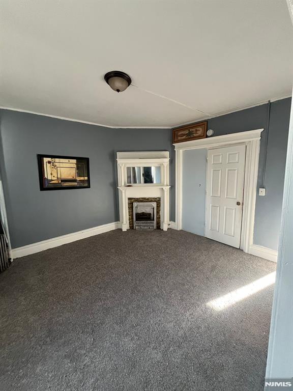 87 Montgomery Avenue