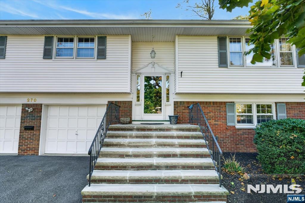270 Midwood Road