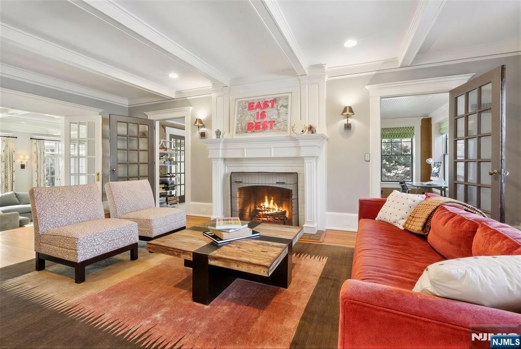 Homes for Sale in Northern NJ | ThisIsRiverEdge.com 326 West End Avenue