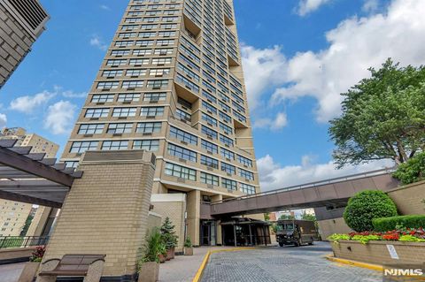 Photo of 7000 Boulevard East #39G, Guttenberg, NJ 07093 (MLS # 26025535)