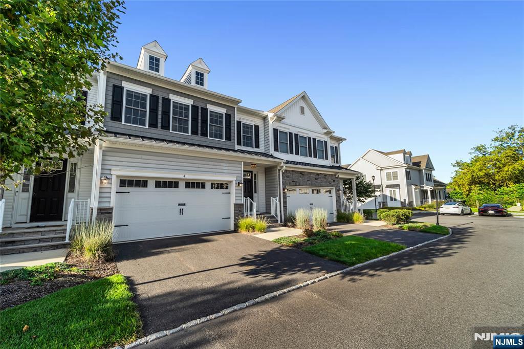 4 Lenape Lane 805