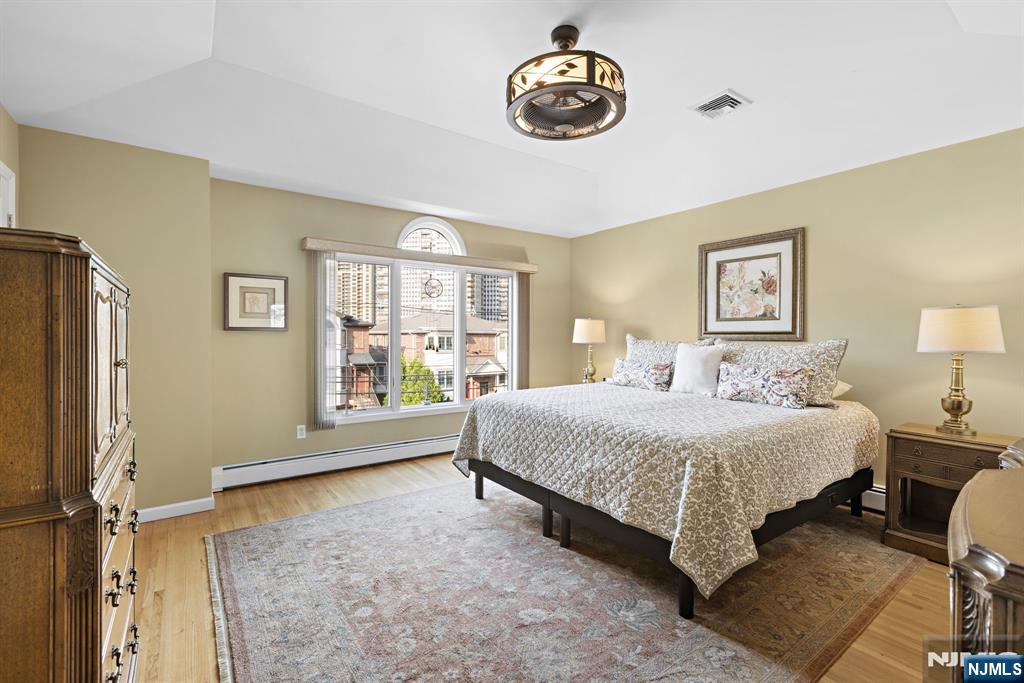228 Lafayette Avenue