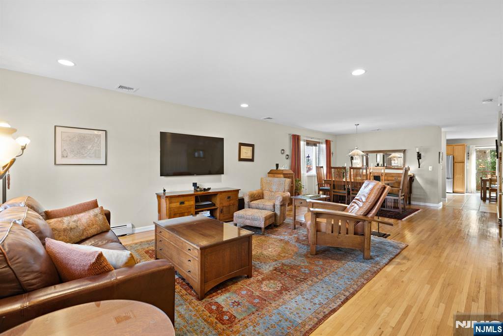 228 Lafayette Avenue