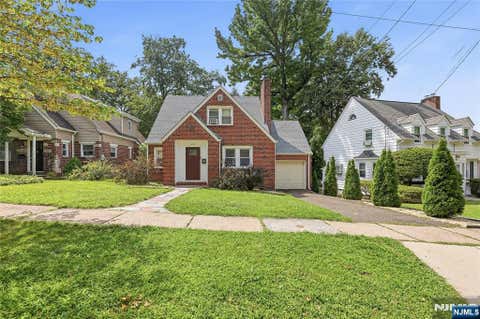 Photo of 680 Northumberland Road, Teaneck, NJ 07666 (MLS # 26031119)