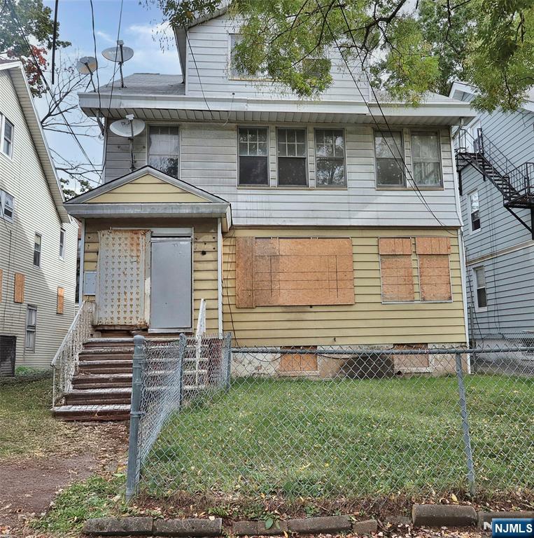 203-205 Hansbury Avenue