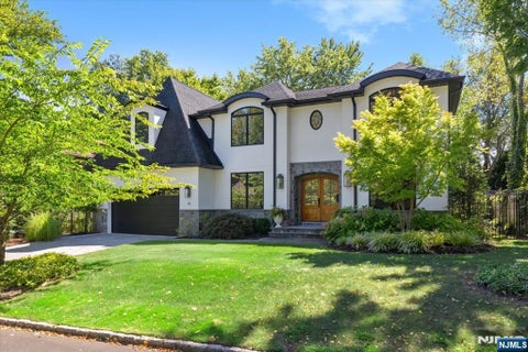 Photo of 10 Day Avenue, Tenafly, NJ 07670 (MLS # 26033835)