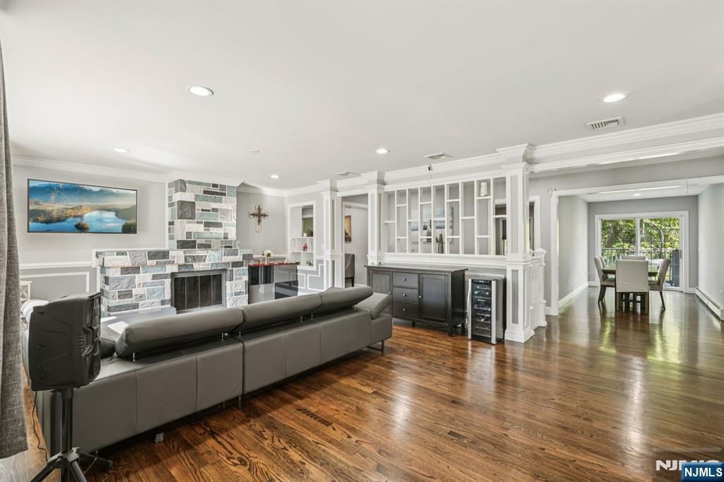 146 Livingston Street