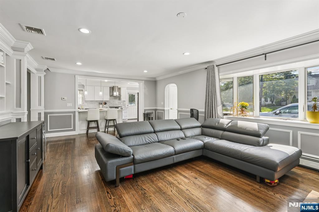 146 Livingston Street