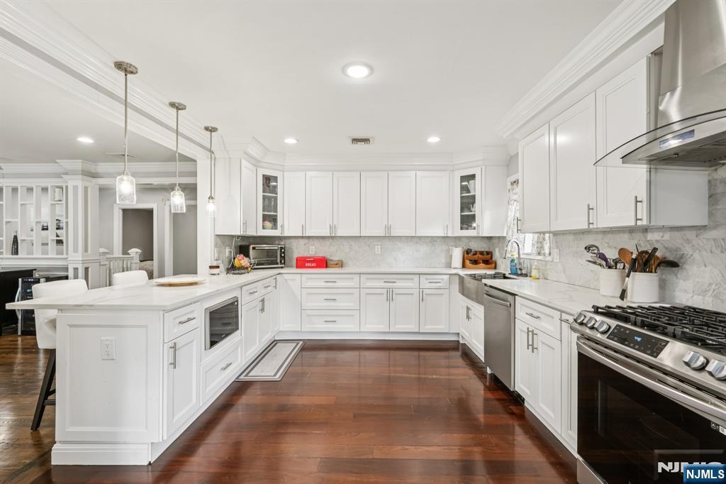 146 Livingston Street