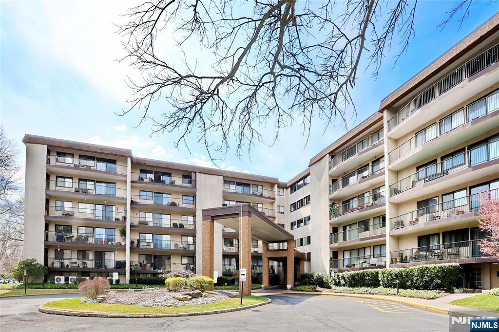 521 Piermont Avenue 306A