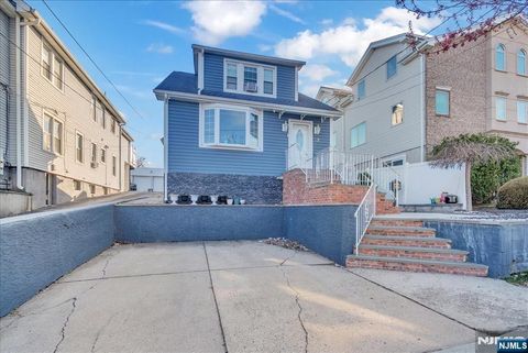 644 Valley Brook Avenue Lyndhurst NJ 07071